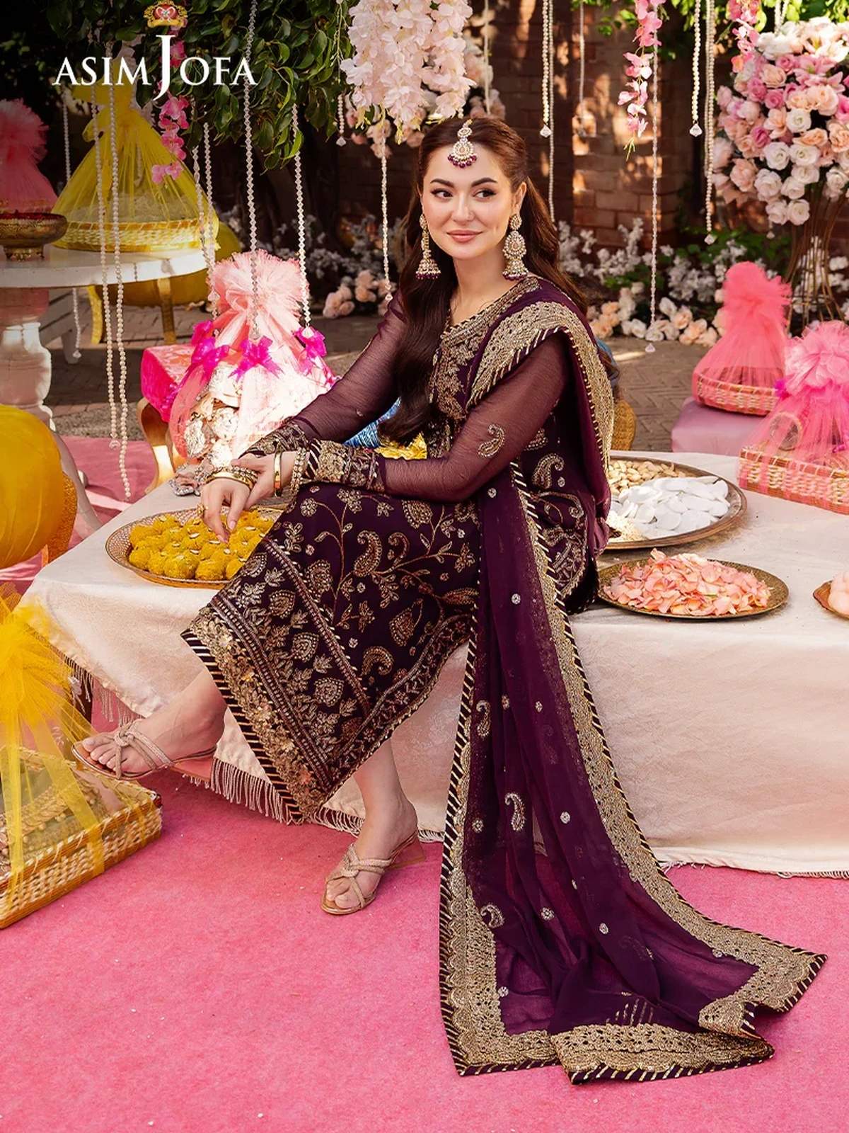 Asim Jofa Luxury Sequence Embroidered Chiffon Suit image 4
