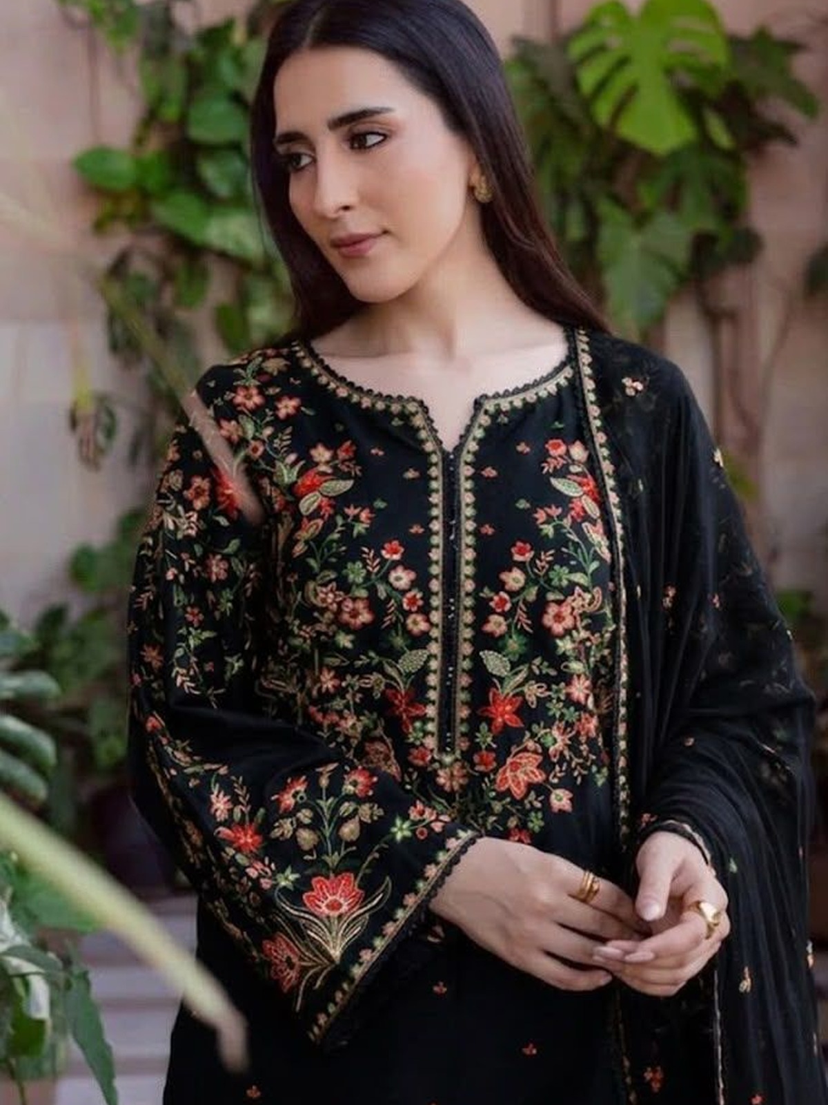 BATIK 2689 | Embroidered Lawn Suit image 2