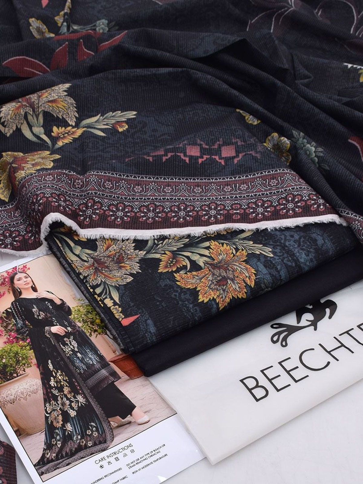 Beechtree Digital Printed Chamki Lawn Suit | 3 Piece Unstitched image 2