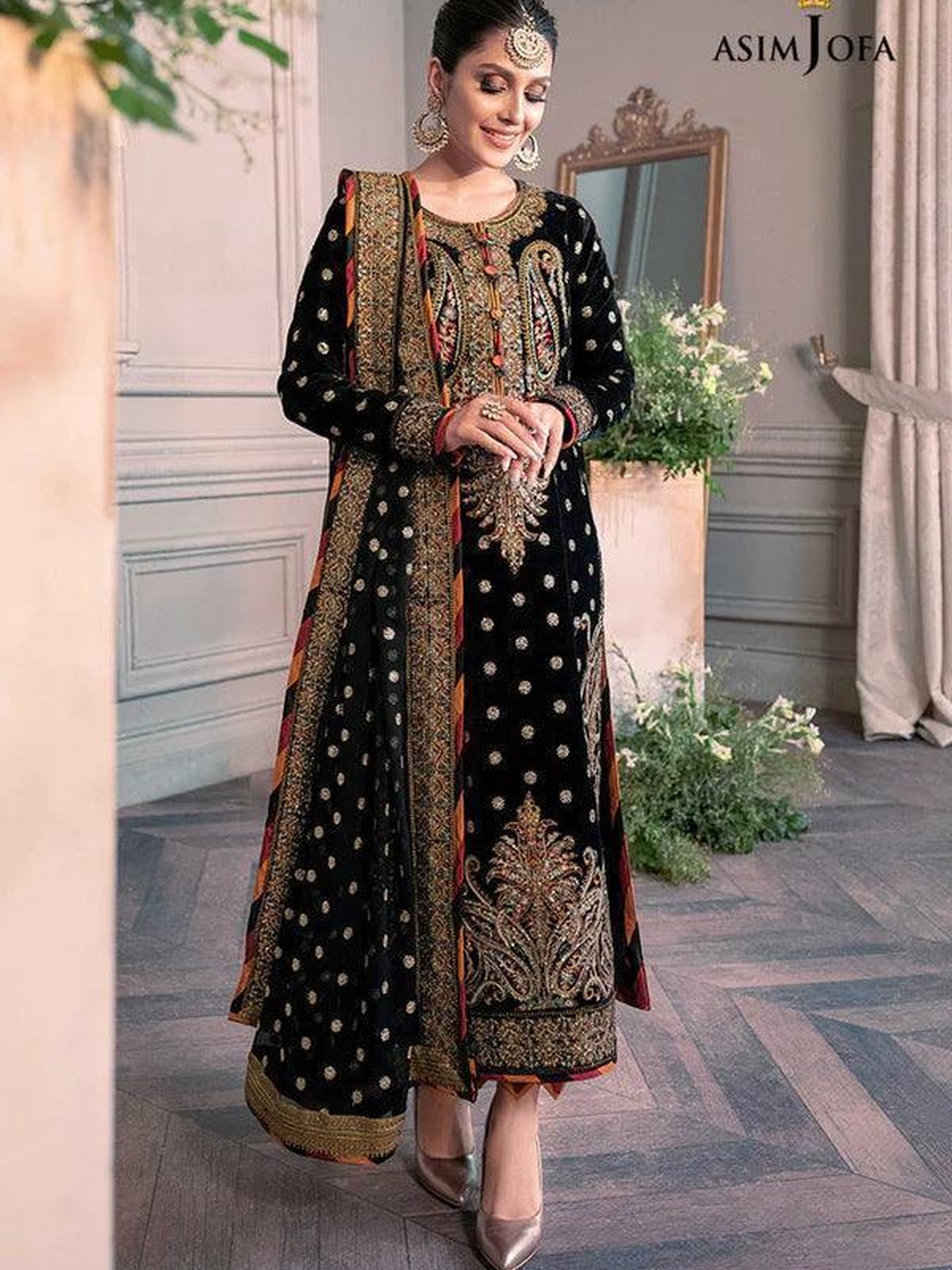 Asim Jofa Luxury Black Velvet Sequence Embroidered image 3