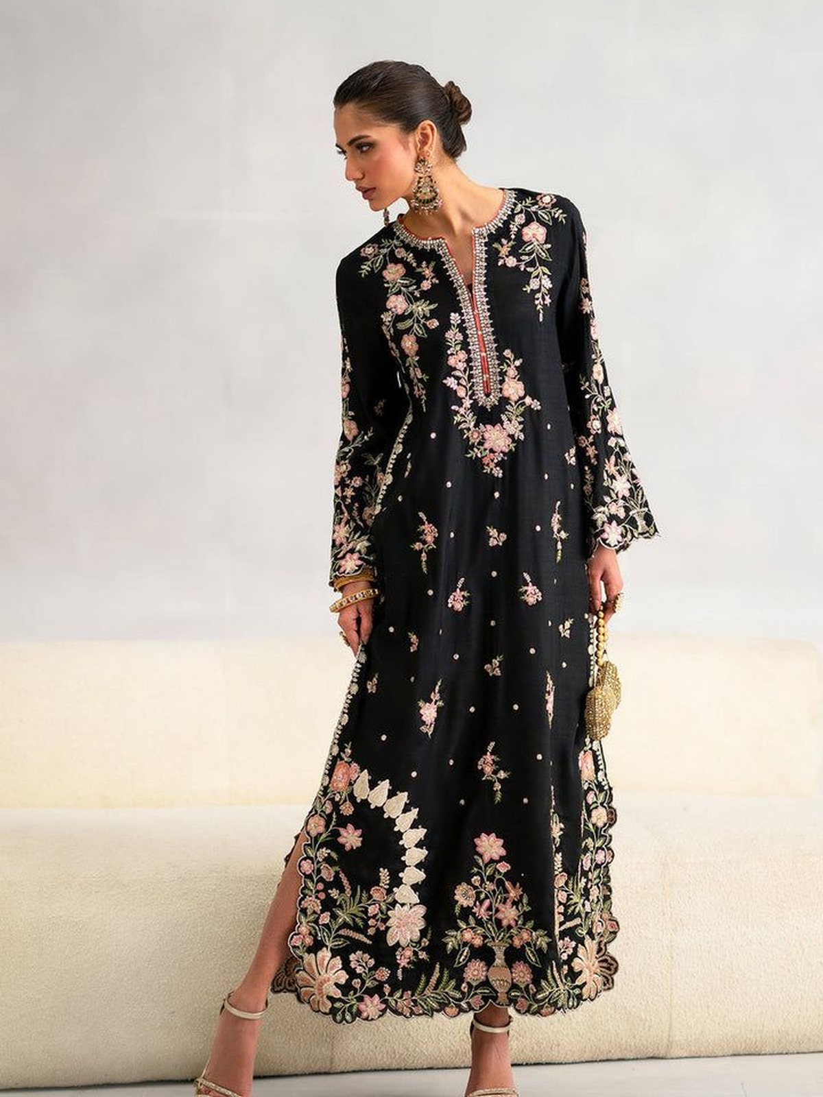 Ethnic Heavy Embroidered Shamoz Silk Kaftan (3 Pc Hit Article) image 3